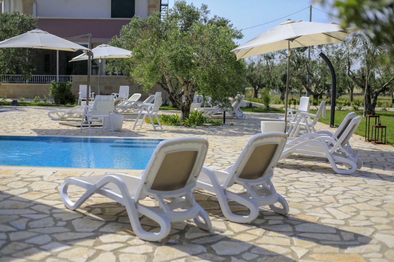 Terra Dei Sogni Bed & Breakfast Torre Lapillo Exterior photo